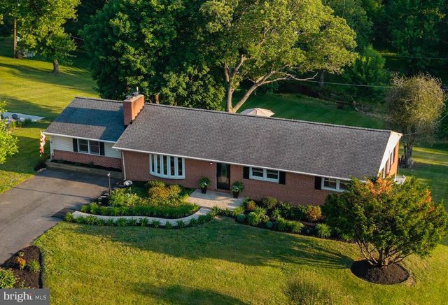 7 GLENBROOK DR, Phoenix, MD 21131
