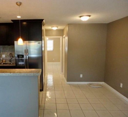 2665 Middle River Dr 7, Fort Lauderdale, FL 33306