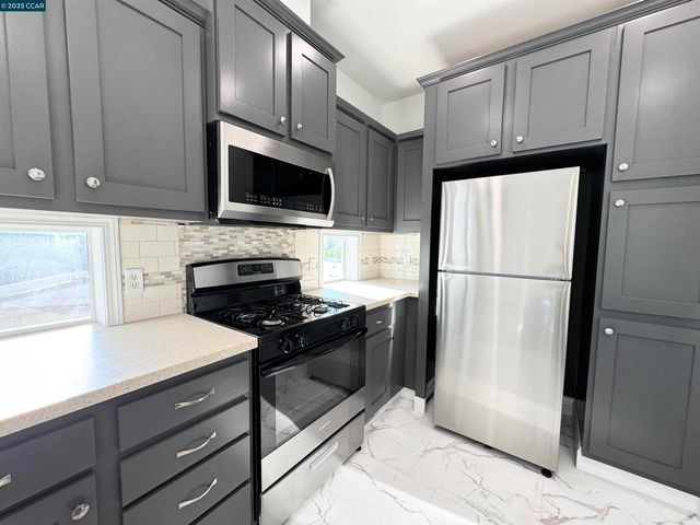 91 Terrace Ct, Concord, CA 94518