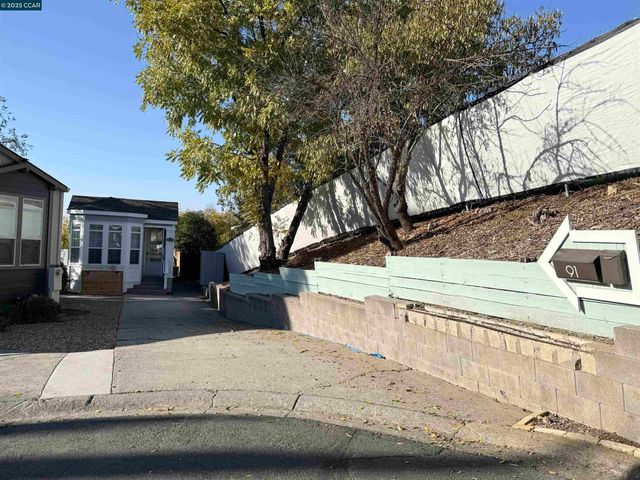 91 Terrace Ct, Concord, CA 94518