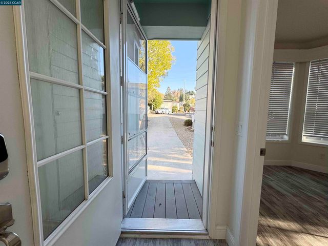 91 Terrace Ct, Concord, CA 94518