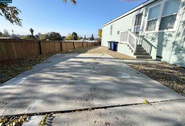 91 Terrace Ct, Concord, CA 94518