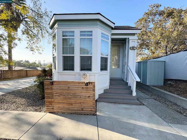 91 Terrace Ct, Concord, CA 94518