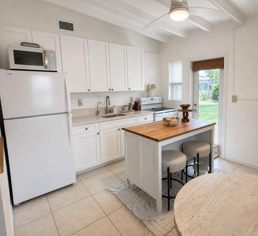 129 SW 21ST Way, Fort Lauderdale, FL 33312