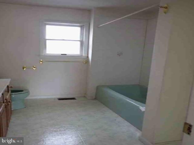 300 BECKLEY ST, Wernersville, PA 19565