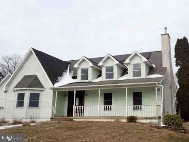 300 BECKLEY ST, Wernersville, PA 19565