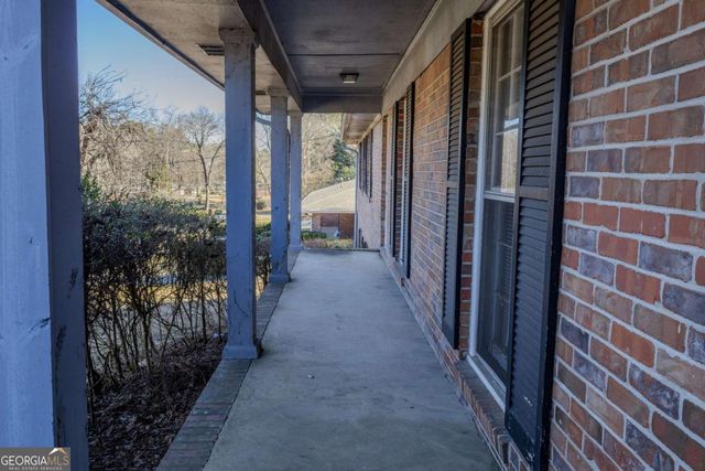 6158 Tracy Valley Drive, Norcross, GA 30093