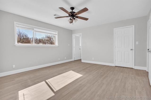 39 Melody Lane, Lone Grove, OK 73443