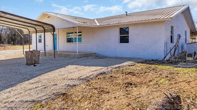 39 Melody Lane, Lone Grove, OK 73443