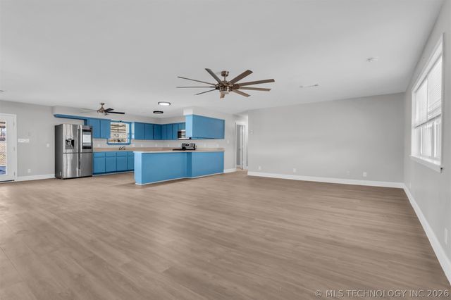 39 Melody Lane, Lone Grove, OK 73443