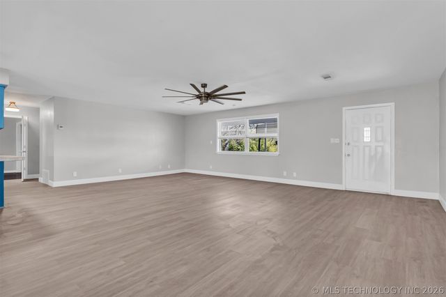 39 Melody Lane, Lone Grove, OK 73443