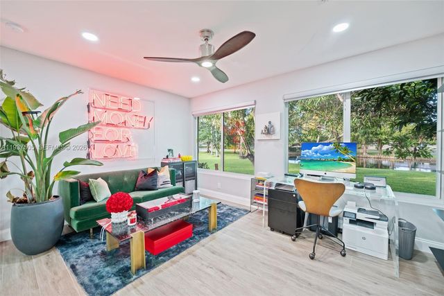 400 SW 62nd Ave, Plantation, FL 33317