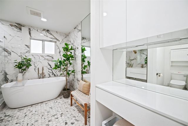 400 SW 62nd Ave, Plantation, FL 33317