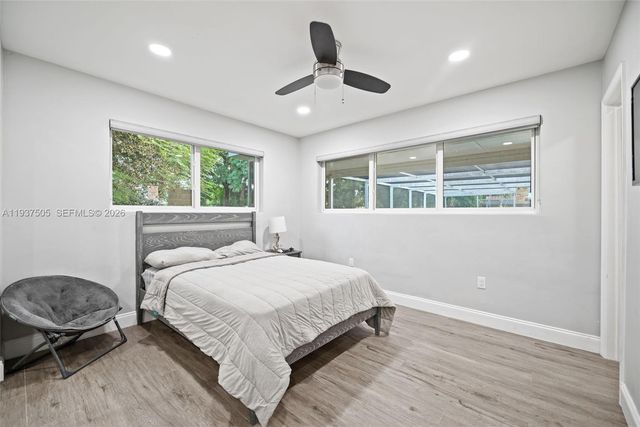 400 SW 62nd Ave, Plantation, FL 33317