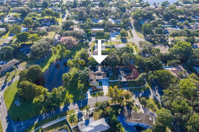 400 SW 62nd Ave, Plantation, FL 33317