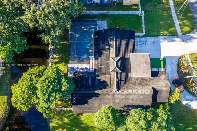 400 SW 62nd Ave, Plantation, FL 33317