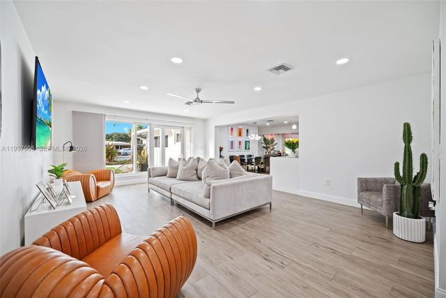 400 SW 62nd Ave, Plantation, FL 33317