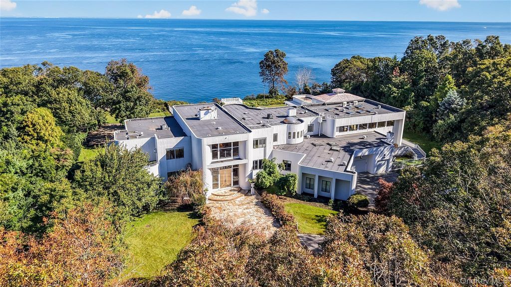 157 Cliff Road, Port Jefferson, NY 11777 — photo 5