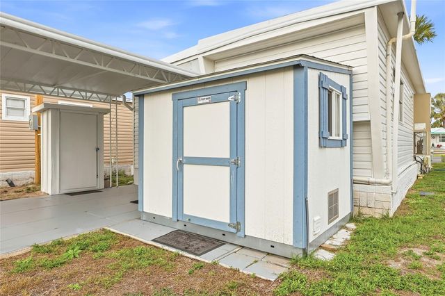 4851 W GANDY BOULEVARD B7L17, Tampa, FL 33611