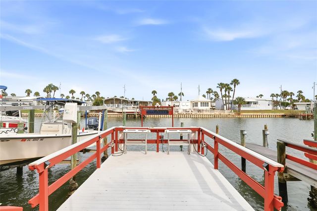 4851 W GANDY BOULEVARD B7L17, Tampa, FL 33611