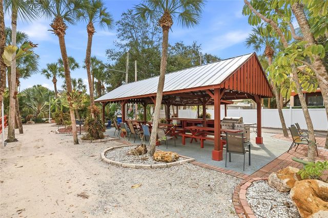 4851 W GANDY BOULEVARD B7L17, Tampa, FL 33611