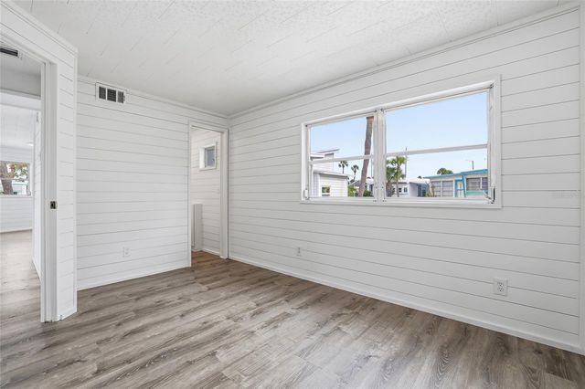 4851 W GANDY BOULEVARD B7L17, Tampa, FL 33611