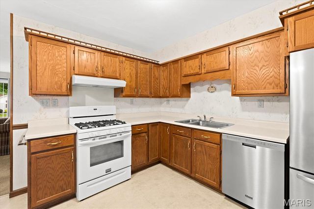 624 W Elm Street, Millstadt, IL 62260