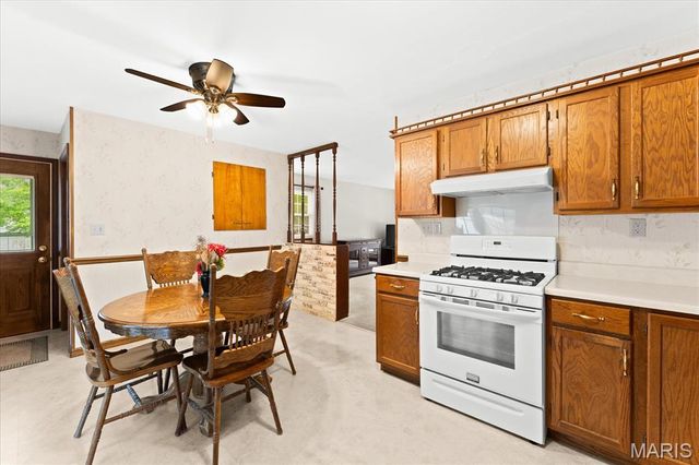 624 W Elm Street, Millstadt, IL 62260