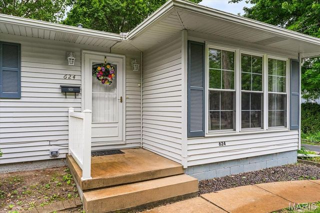 624 W Elm Street, Millstadt, IL 62260
