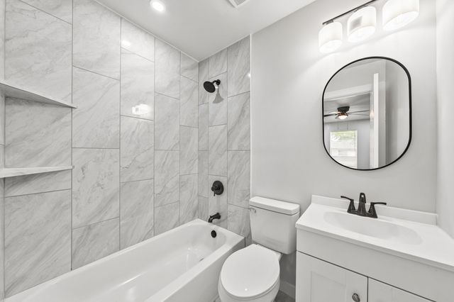 3245 Pacesetter Drive, Dallas, TX 75241