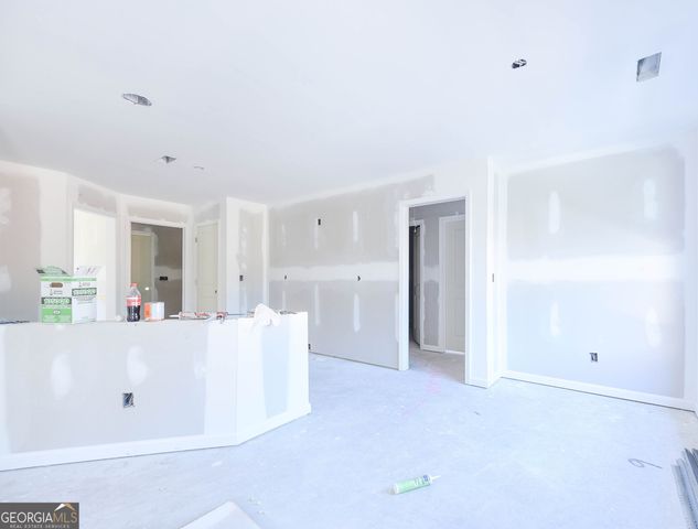 116 Fuller Court, Grantville, GA 30220