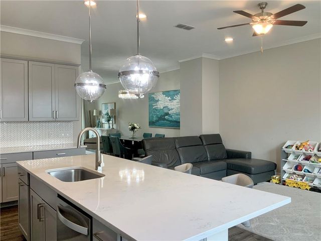 830 Fair View Circle, Roswell, GA 30076