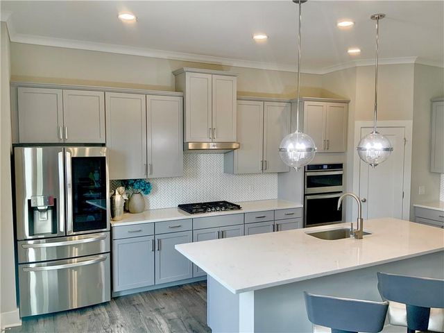 830 Fair View Circle, Roswell, GA 30076