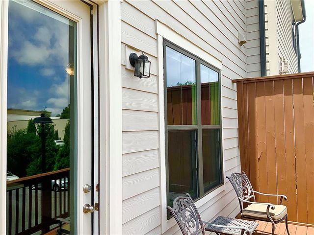 830 Fair View Circle, Roswell, GA 30076
