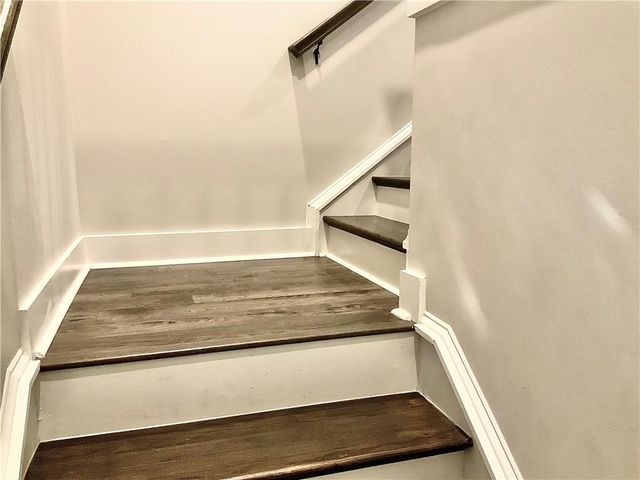 830 Fair View Circle, Roswell, GA 30076