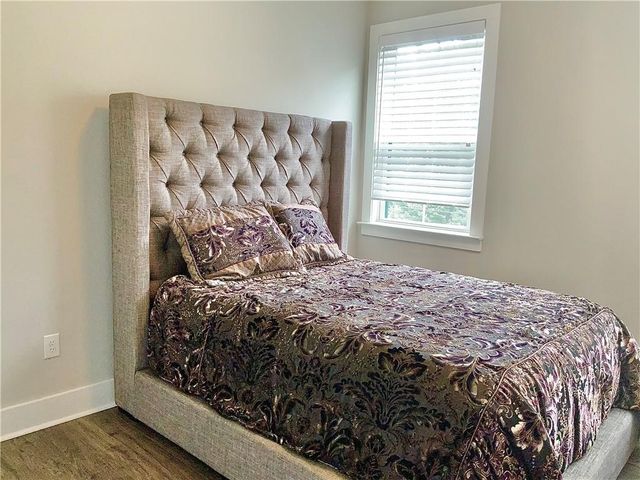 830 Fair View Circle, Roswell, GA 30076