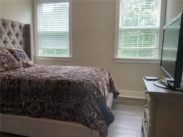 830 Fair View Circle, Roswell, GA 30076