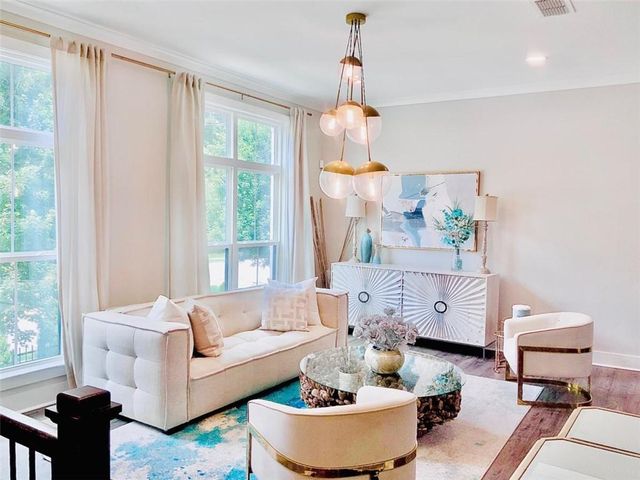 830 Fair View Circle, Roswell, GA 30076