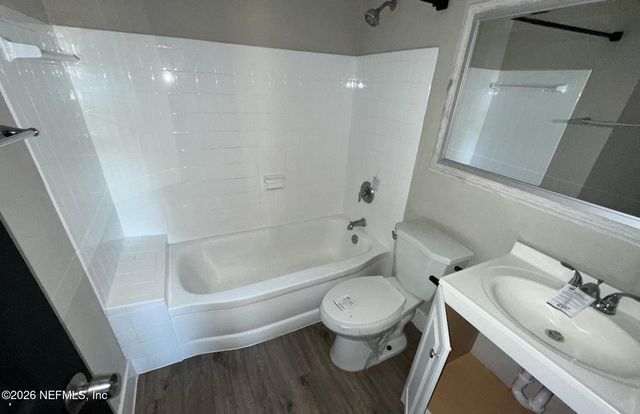 5725 HILLMAN Drive, Jacksonville, FL 32244