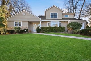 734 Berry Court, West Hempstead, NY 11552