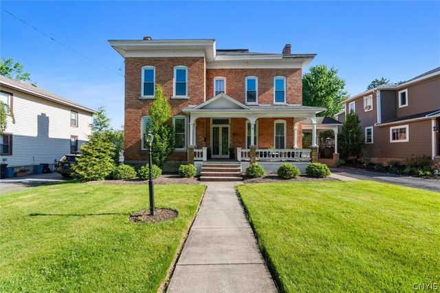 27 Elizabeth Street, Auburn, NY 13021