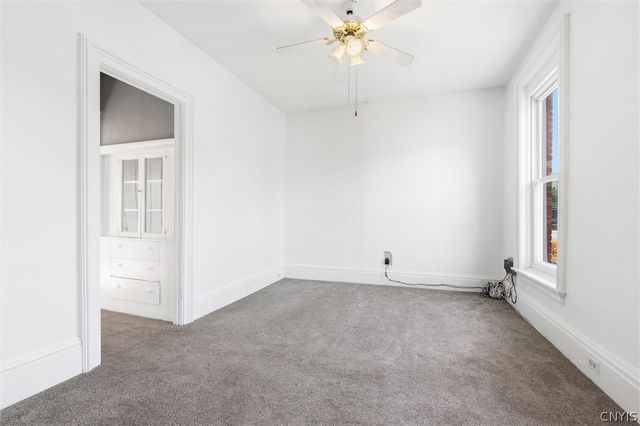 27 Elizabeth Street, Auburn, NY 13021