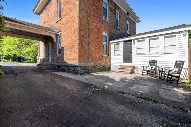 27 Elizabeth Street, Auburn, NY 13021