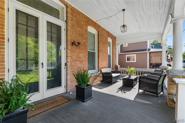 27 Elizabeth Street, Auburn, NY 13021