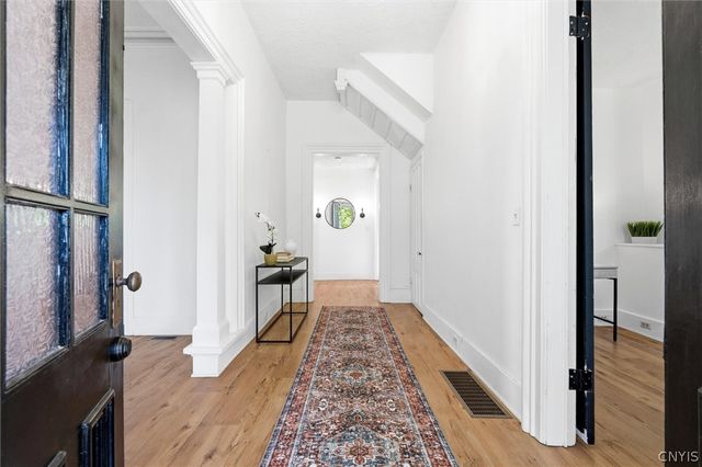 27 Elizabeth Street, Auburn, NY 13021