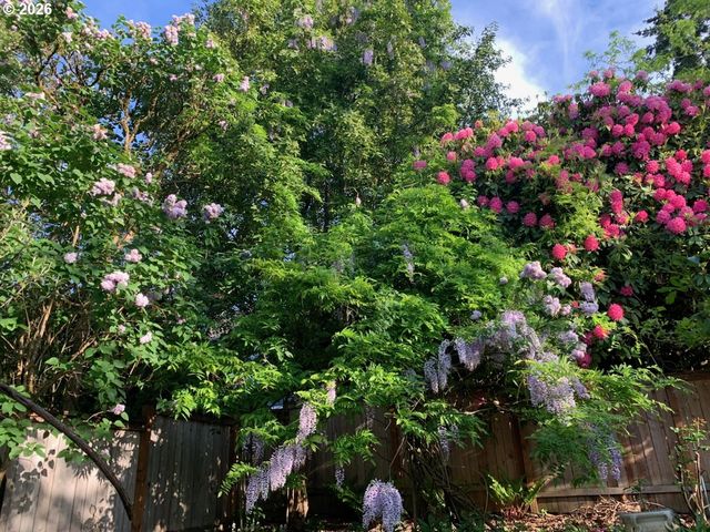 1506 Sw SPRING GARDEN St, Portland, OR 97219