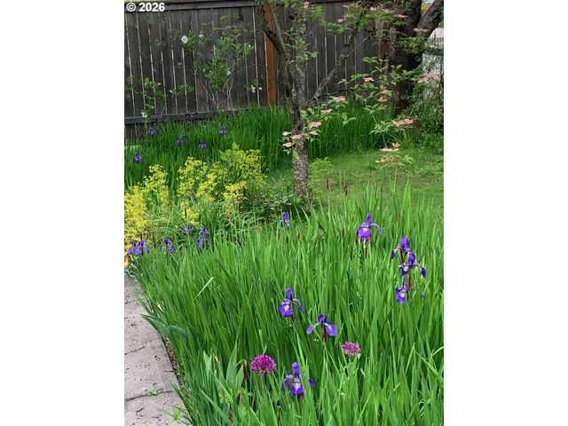 1506 Sw SPRING GARDEN St, Portland, OR 97219