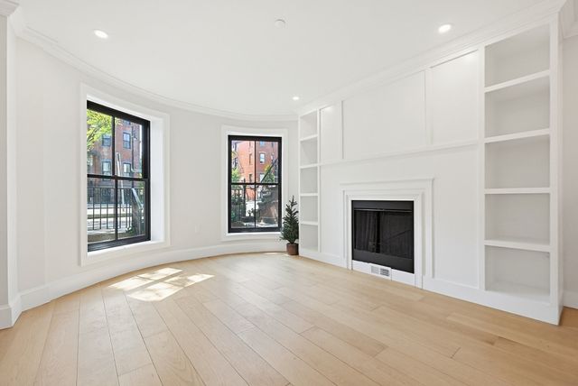 667 Tremont Street A, Boston, MA 02118