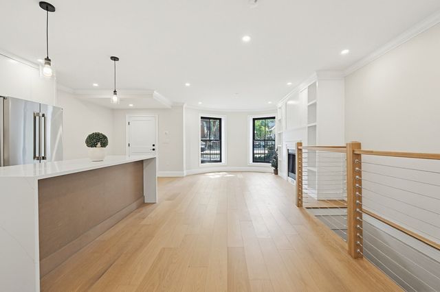 667 Tremont Street A, Boston, MA 02118