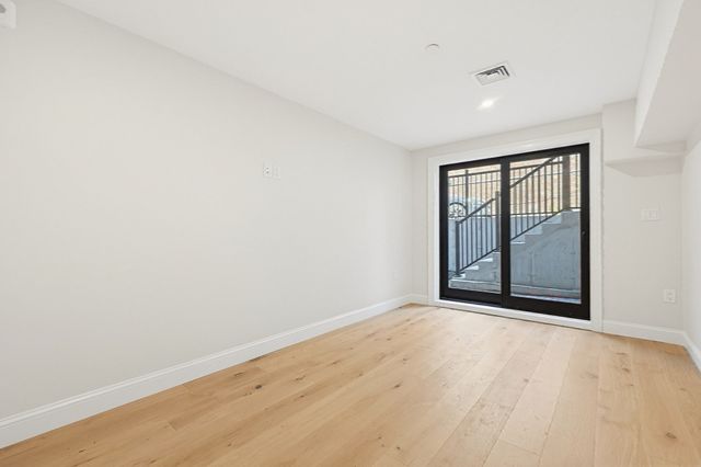 667 Tremont Street A, Boston, MA 02118